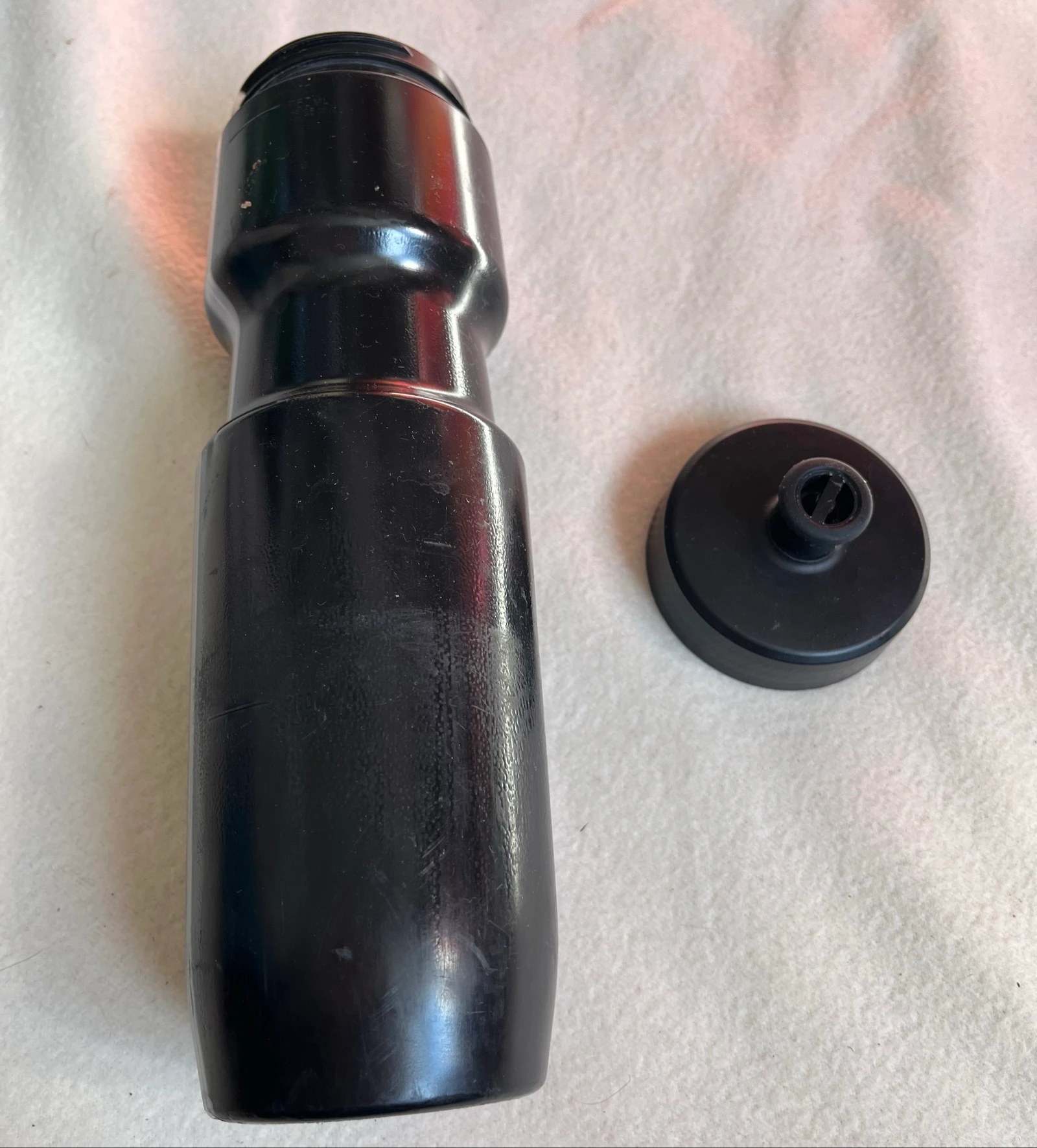 Gourde plastique 750 ML